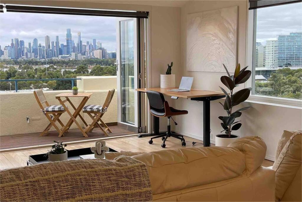 Spectacular Views Over Albert Park Melbourne City Exterior foto