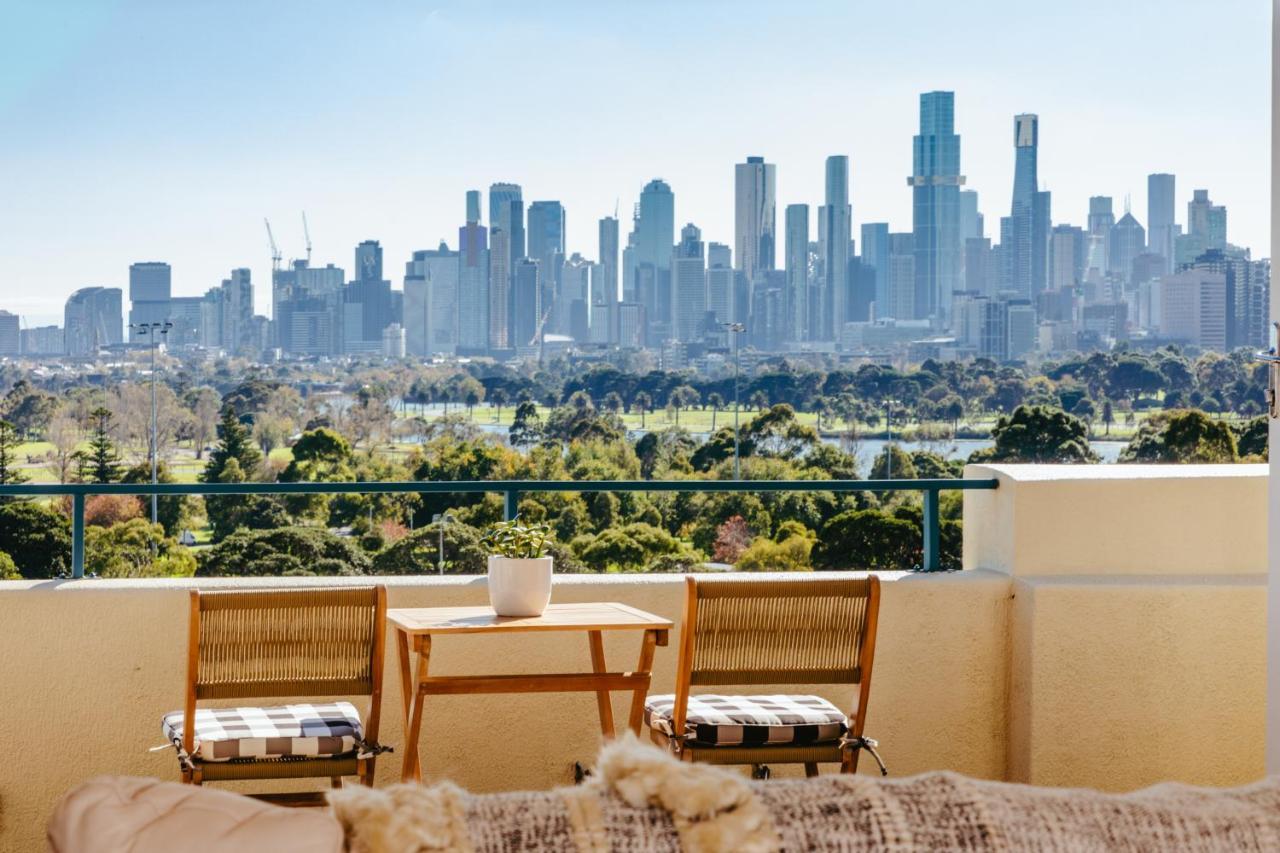 Spectacular Views Over Albert Park Melbourne City Exterior foto